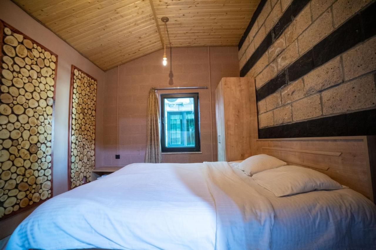Arevik Resort Cottages Sevan Buitenkant foto